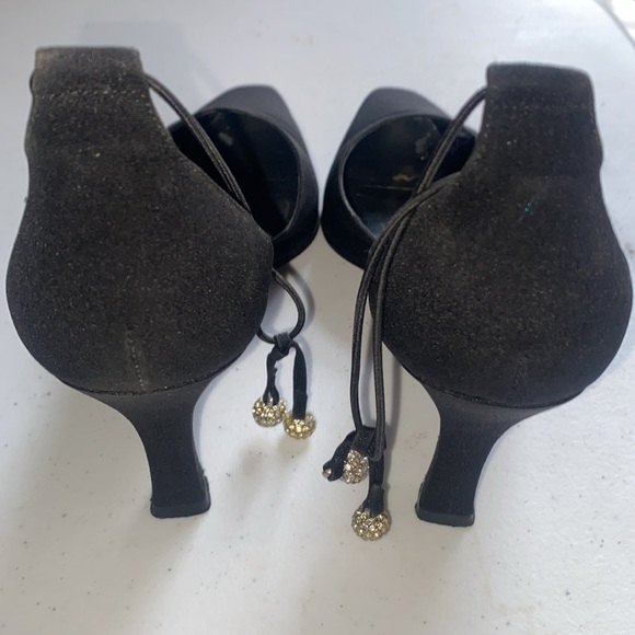 Stuart Weizmann Black Strap Heels, Size 8 - Picture 10 of 11